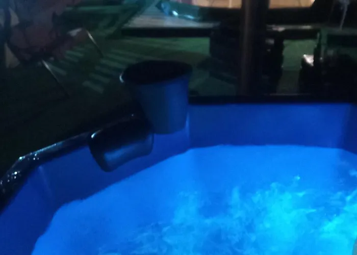 Glamping Podere Kiri Dome Experience Decimomannu