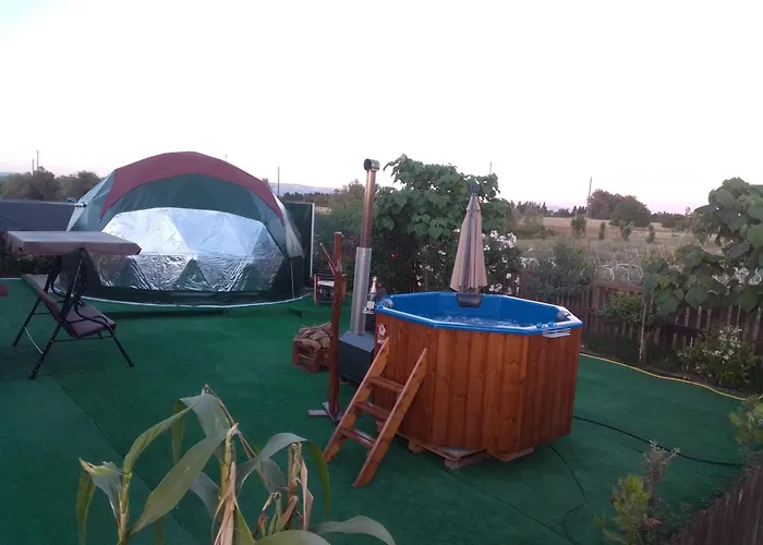 Podere Kiri Dome Experience Glamping *