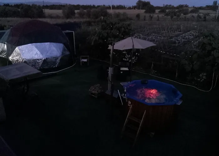 Glamping Podere Kiri Dome Experience